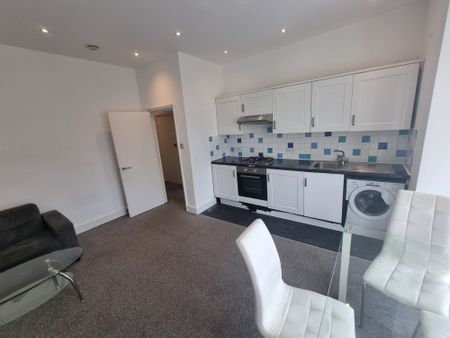 Greenhill Road, Harlesden, NW10 8UD, London - Photo 2