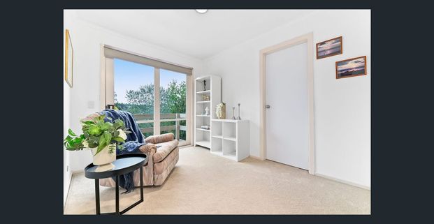 Spacious 5 Bedroom Family Home - Photo 1