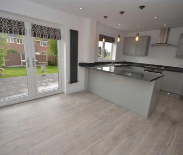 4 bedroom detached house to rent - Photo 5