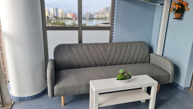 Apartamento de alquiler en Calle Llevant, 1, Maryvilla - Photo 1