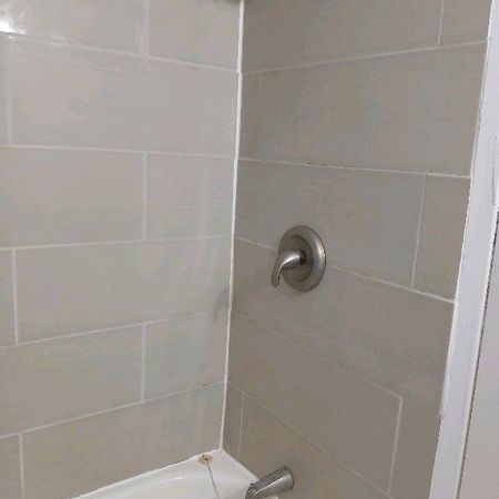 Beau 3 1/2 disponible maintenant! - Photo 4