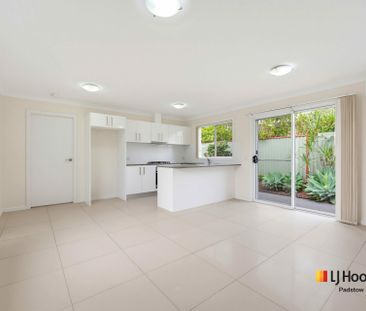 Bright & Modern 2-Bedroom Granny Flat - Photo 1