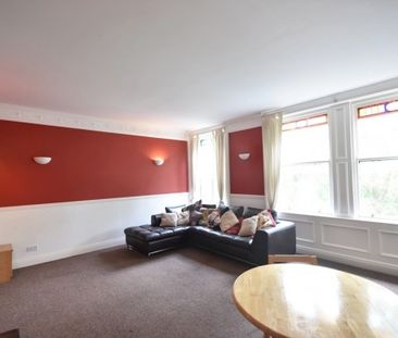 2 Bed - Grosvenor Place, Jesmond - Photo 4