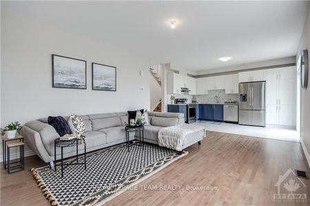 For Lease - 720 Expansion Road, Barrhaven, Ontario - Photo 2