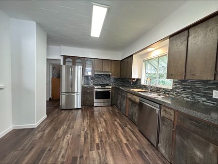 2593 Lake Trail Road - 1 - Photo 4