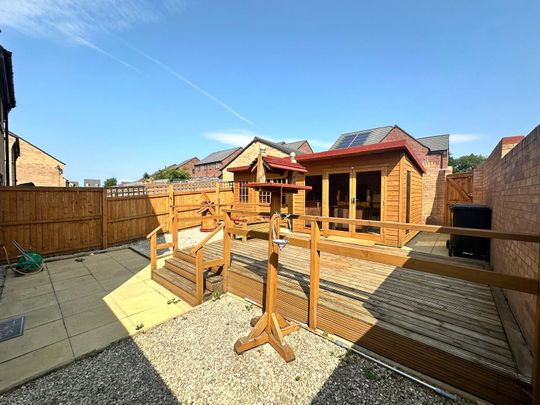 4, Sakura Walk, Seacroft, Leeds, West Yorkshire, LS14 6WP - Photo 1