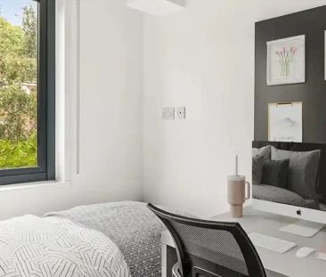 Bronze Studio Courtyard View Upper Level - Photo 6