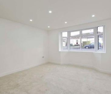 The Courtway, Watford, WD19 - Photo 1