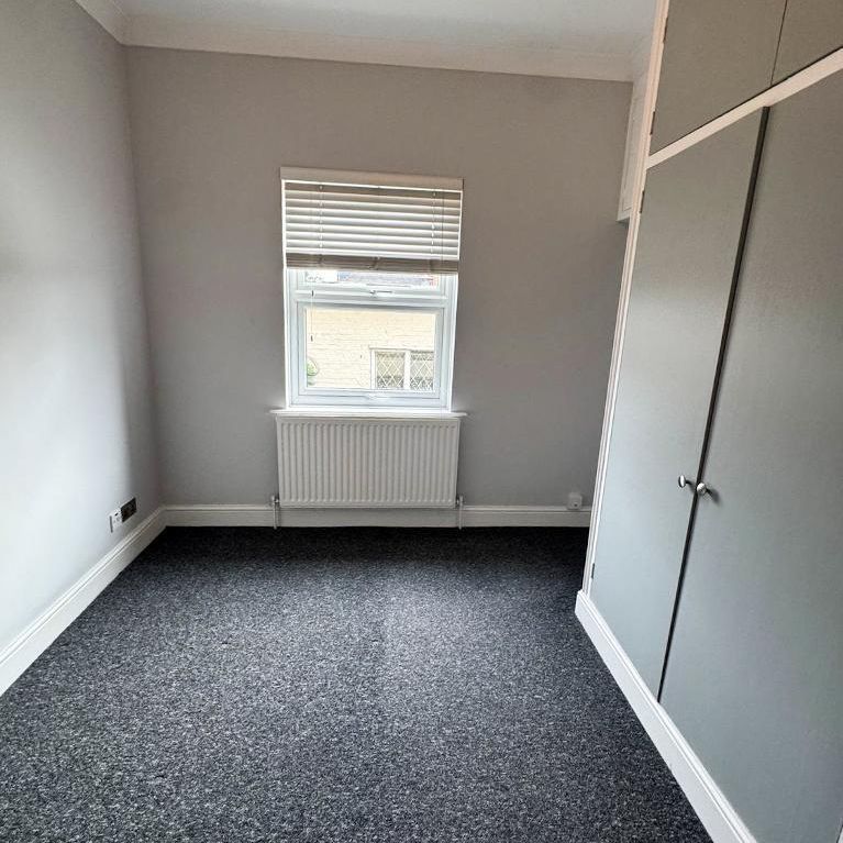 3 bedroom flat to rent - Photo 1