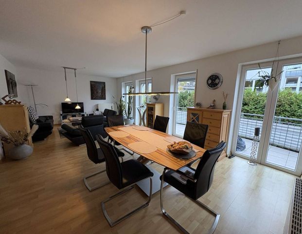 Helle und gepflegte Wohnung im 1. Obergeschoss eines Dreifamilienhauses in Dortmund-Aplerbeck - Foto 1