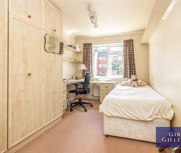 Myrtleside Close, Northwood, HA6 - Photo 3