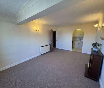 Conway Road, Colwyn Bay, LL29 - Photo 1
