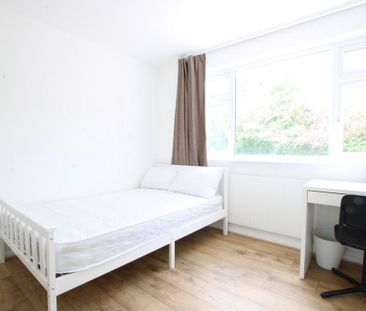 4 bedroom house to rent - Photo 5