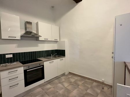 Location Appartement 2 pièces 44m² LE LUC 83340 - Photo 3