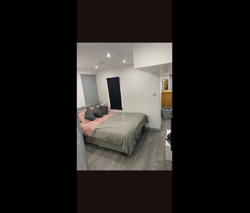 Studio Flat, York Road, LS9 - Photo 3