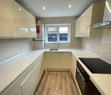 6 bedroom semi-detached house to rent - Photo 6