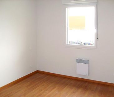 Location Appartement 2 pièces 46m² ST SEURIN SUR L ISLE 33660 - Photo 4