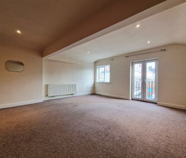 Charter Court, Watling Street Road - Photo 3