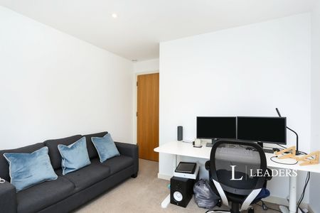 2 bedroom apartment to rent Perry Vale, London, SE23 - Photo 3