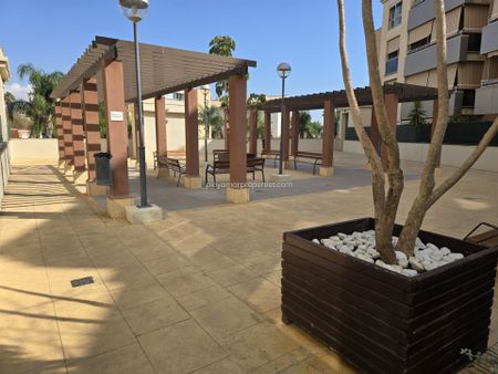 Apartment in Torremolinos, La Colina, for rent - Photo 2