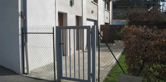 Location Appartement 4 pièces 105m² ST PIERRE D ALBIGNY 73250 - Photo 2