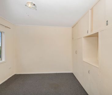 Neat Two bedroom Unit - Photo 1