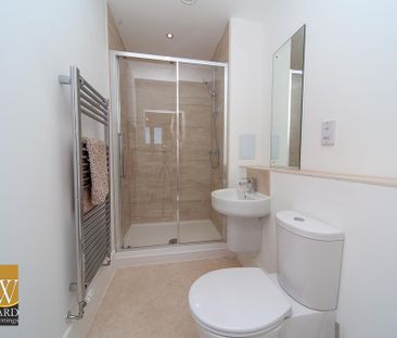 2 bedroom apartment to rent - Photo 3