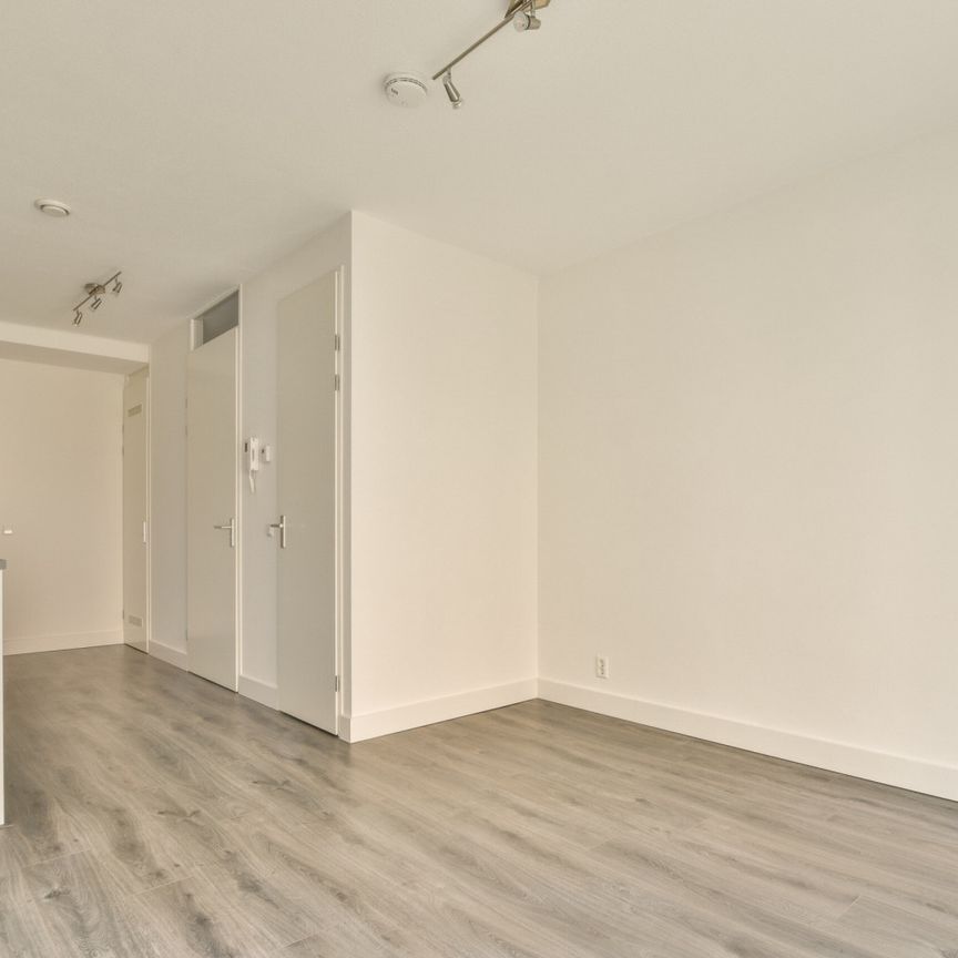 Waldorpstraat 1254, 'S-Gravenhage - Foto 1