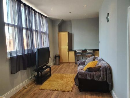1 bedroom apartment to rent - Photo 2