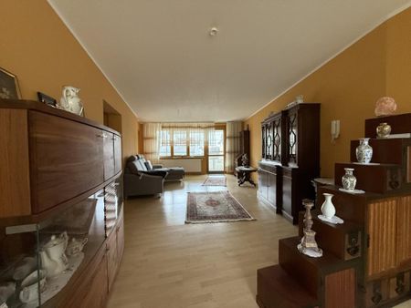 Großzügige Wohnung in perfekter Crailsheimer Lage ab sofort frei! - Photo 3