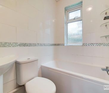 2 bedroom maisonette to rent - Photo 3