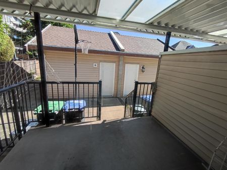 Three Bedrooms Upper Home in East Newton - Photo 4