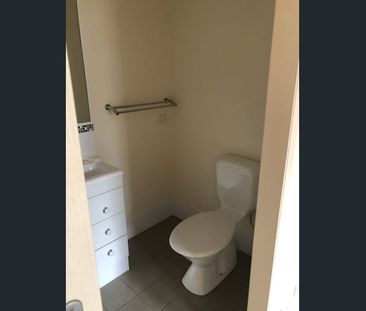 4/27-29 Railway Parade, Caboolture, Qld 4510 - Photo 4