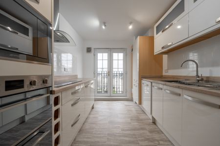 Branklyn Court - Photo 2