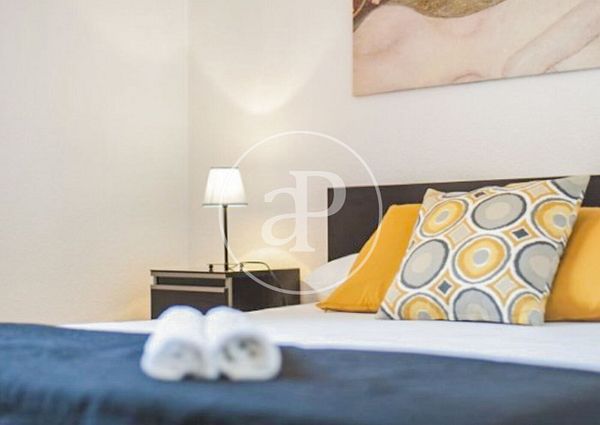 Flat for rent with views in Lavapiés (Madrid)