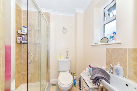 4 bedroom house to rent Foxfield Way, Oakham, LE15 - Photo 5