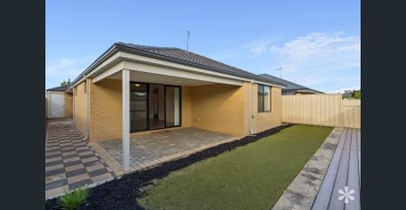 Perfect Family Home! - Photo 3