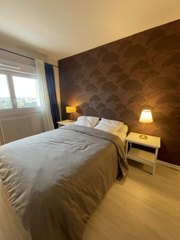 Location Appartement 2 pièces 47m² ORLEANS 45000 - Photo 5