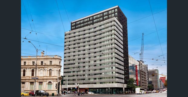 2 Bedroom Apartment In Carlton - Furnished - Photo 1