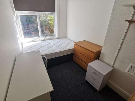 Milner Road, Brighton, BN2 - Photo 3