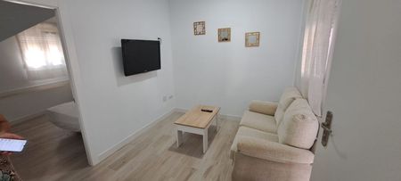 Alquiler de piso en Campanillas - Photo 2