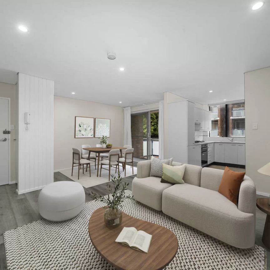 MGM MARTIN – TWO BEDROOM APARTMENT - Photo 1