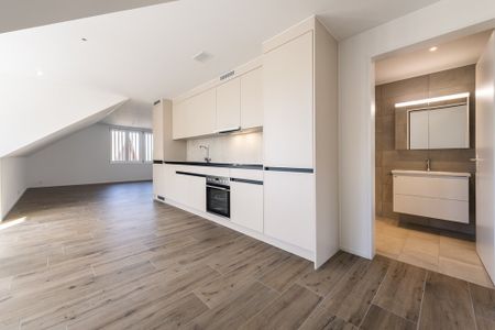 MODERNE UND GROSSZÜGIGE MAISONETTE WOHNUNG - Photo 2