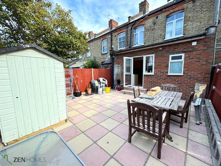 House share to rent - Photo 5