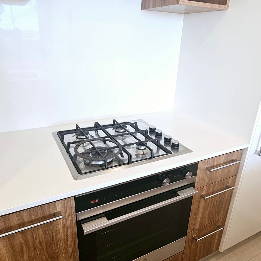 706/33 East Street Granville - Photo 1