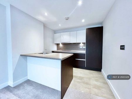 2 bedroom flat to rent - Photo 5