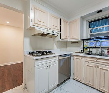 For Lease - 394 Centre Street Unit# Main, Richmond Hill, Ontario - Photo 5