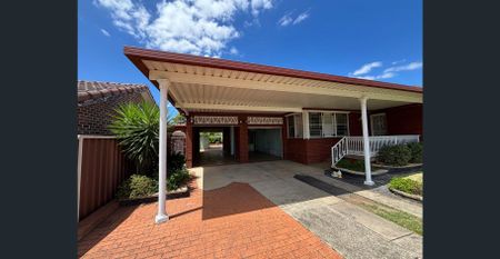 Bright Facing Home – Great Location - Photo 2