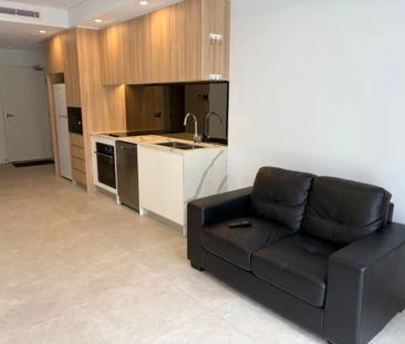 “Walking Distance to Schofields Station and Shops” - Photo 2