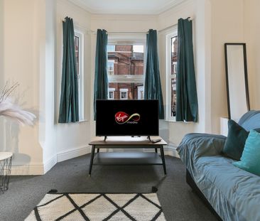 4 Bed Semi-Detached House, Rushworth Avenue, NG2 - Photo 1